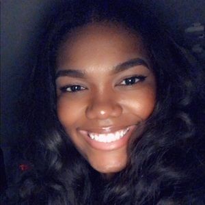 Meet your Posher, Jade